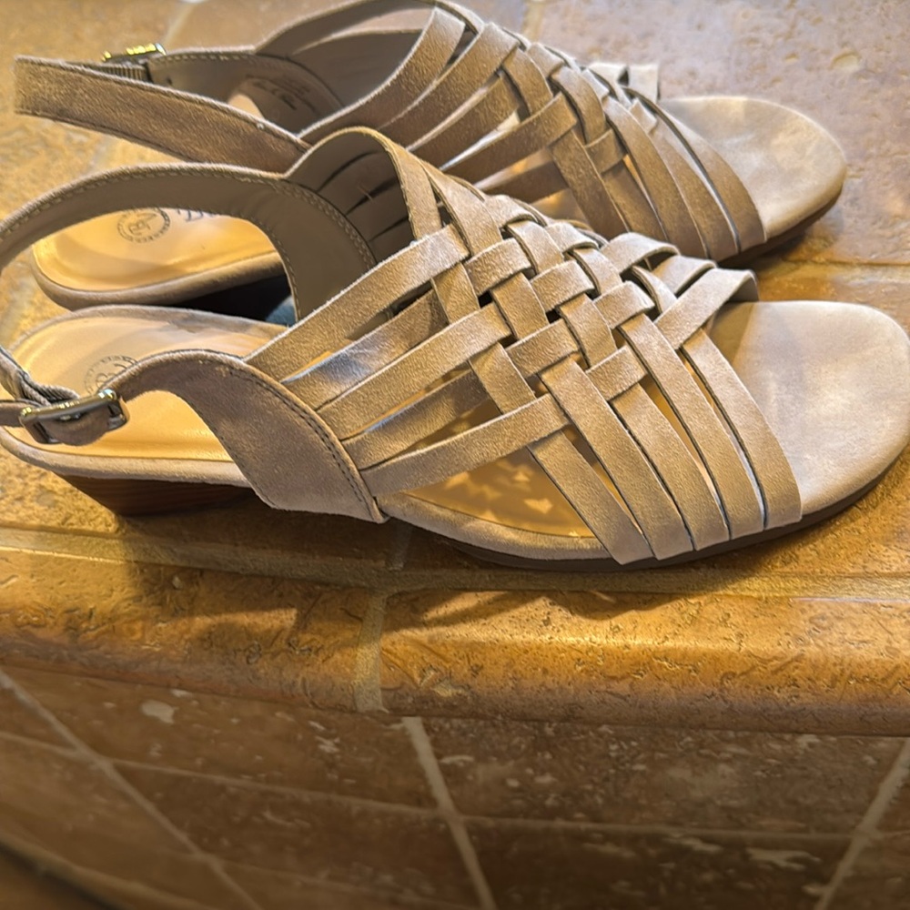 Suede Bella Vita Sandals